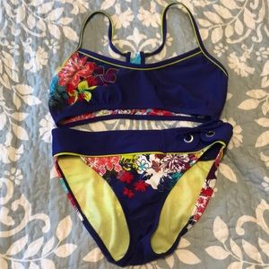 ATHLETA reversible two piece bathing suit